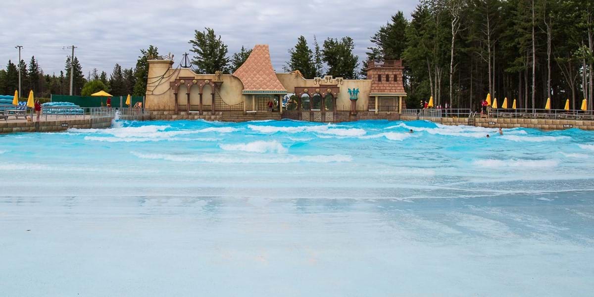 Wave pool